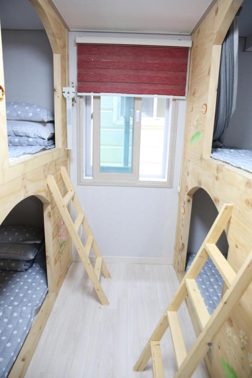 Coco Capsule Guesthouse Puszan Kültér fotó