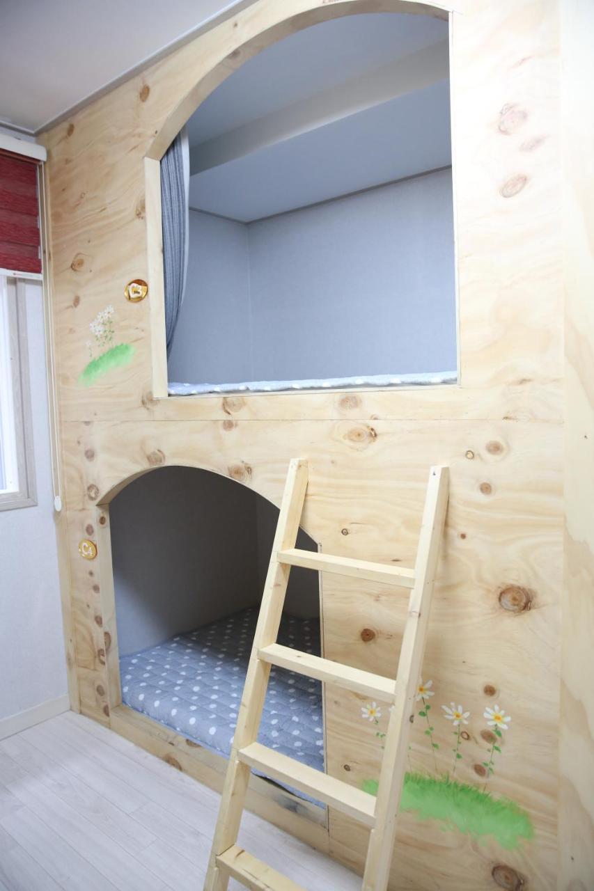 Coco Capsule Guesthouse Puszan Kültér fotó